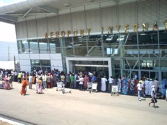 Aéroport International Prince Said Ibrahim